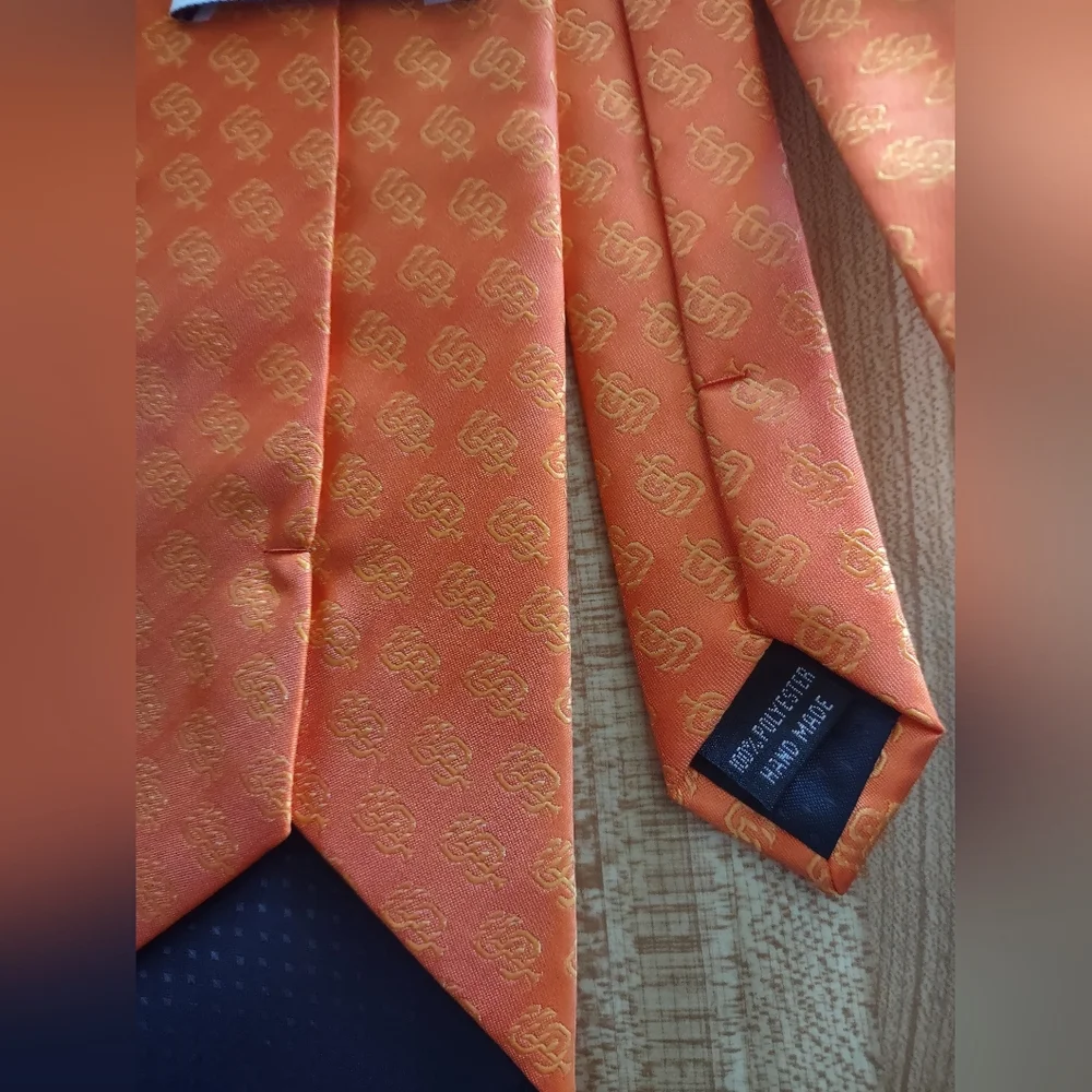 San Francisco Giants Neck Tie Excellent Condition NWOT Great Gift For Dad